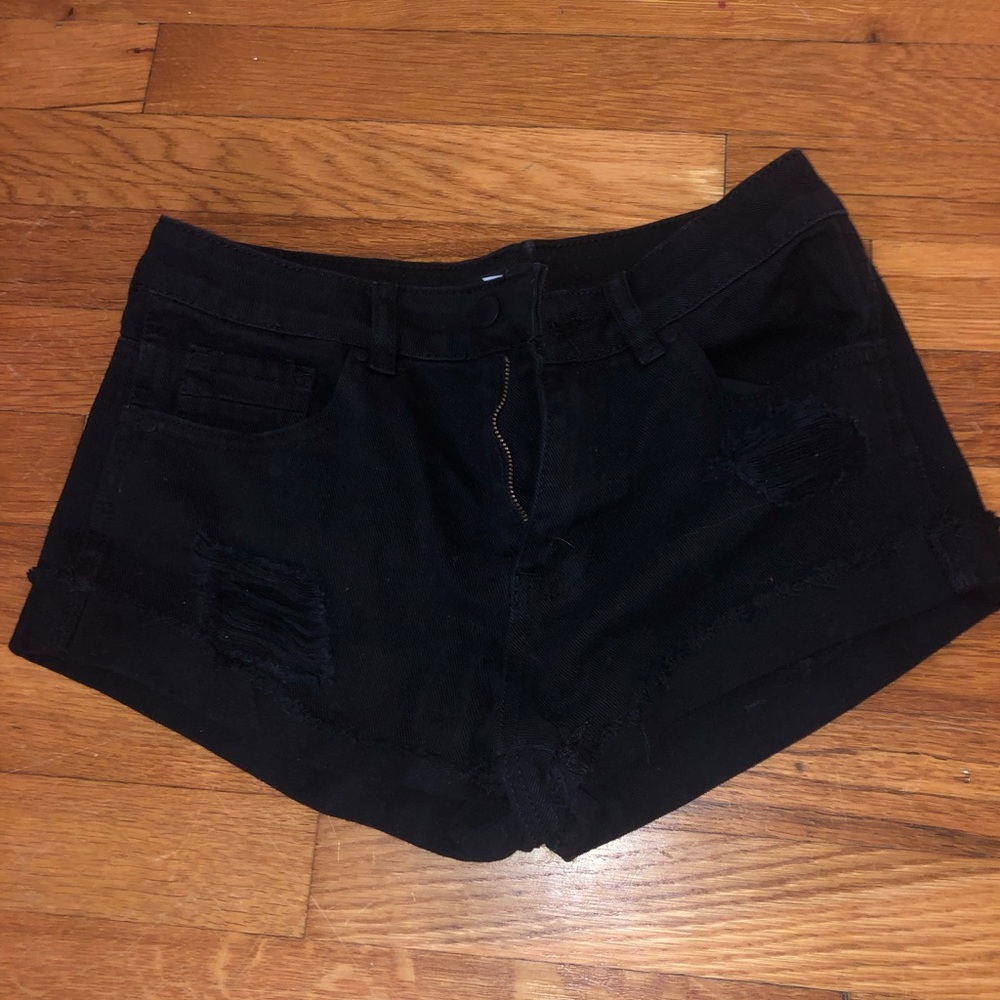 NEW Kendall & Kylie shorts